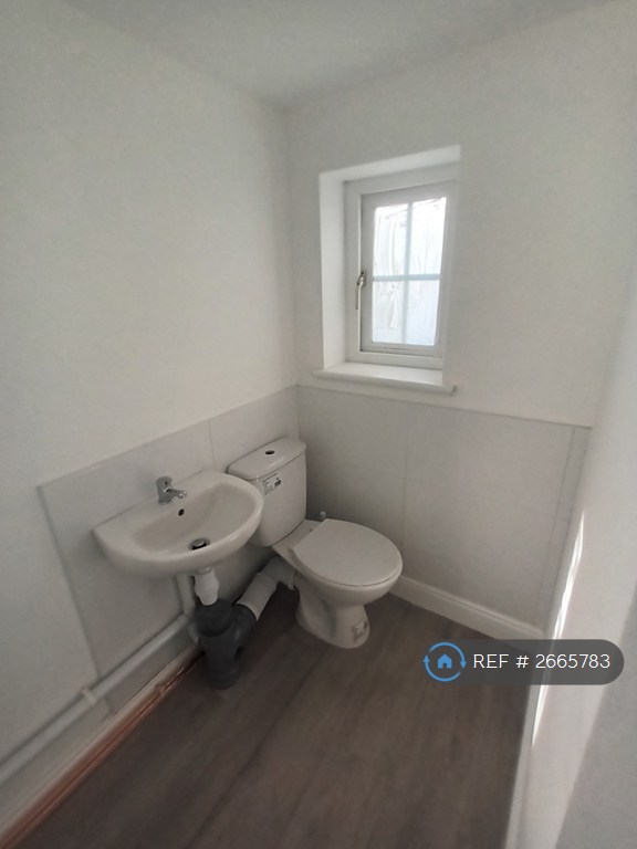 3 bedroom house in Gladstone Street, Aberdare, CF44 (3 bed) (#2665783)