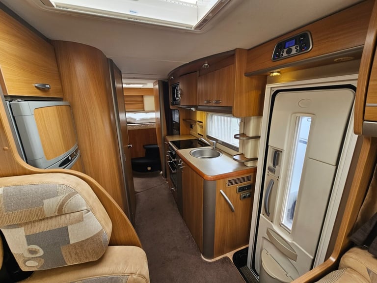 Swift Kon-Tiki 679 4 Berth Low Profile Coachbuilt Motorhome *GARAGE*