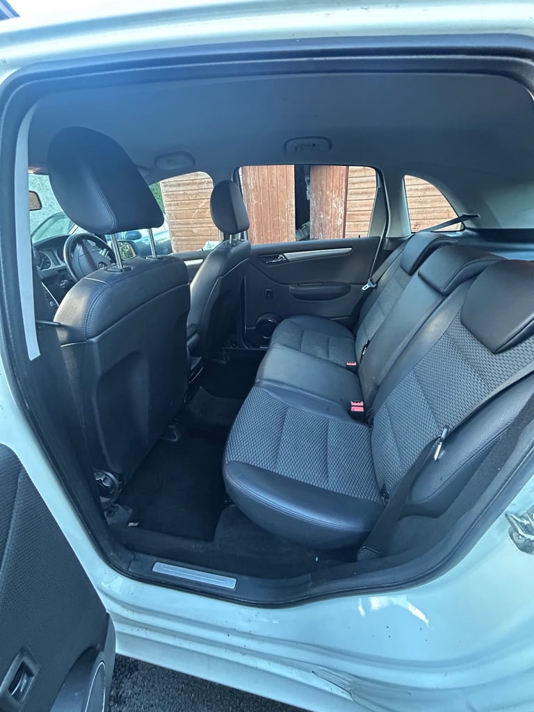 Mercedes-Benz, B CLASS, MPV, 2011, Manual, 1699 (cc), 5 doors