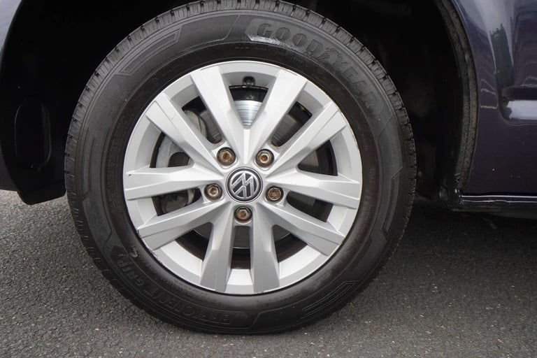 2021 Volkswagen Transporter 2.0 Transporter T28 HighLine TDI SWB Panel Van Diesel Manual