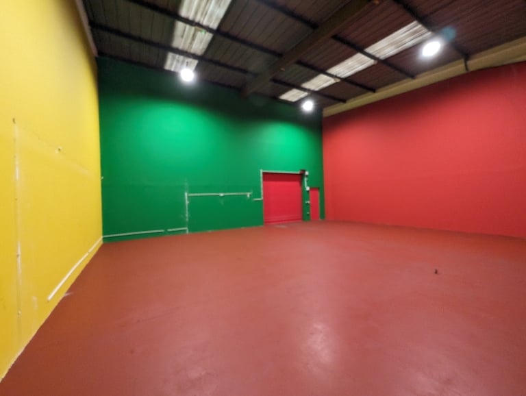 1437sq. ft. Commercial Unit to in Workington £180+VAT PW  