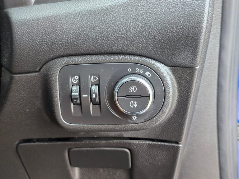 2018 Vauxhall Zafira 1.4i Turbo SRi Nav MPV 5dr Petrol Auto Euro 6 (140 ps) MPV Petrol Automatic