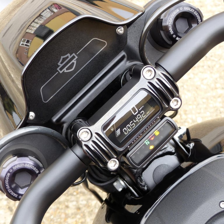 HARLEY DAVIDSON FXDRS SOFTAIL 114 1868. A MUSCLE CRUISER IN PERFECT CONDITION.
