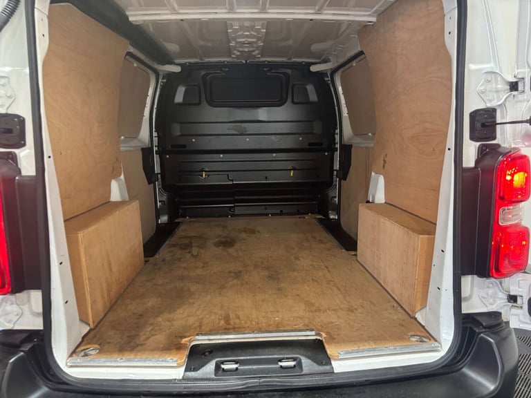 2022 Peugeot Expert Professional Premium L1 Blue 2.0 HDi Panel Van Diesel Manual