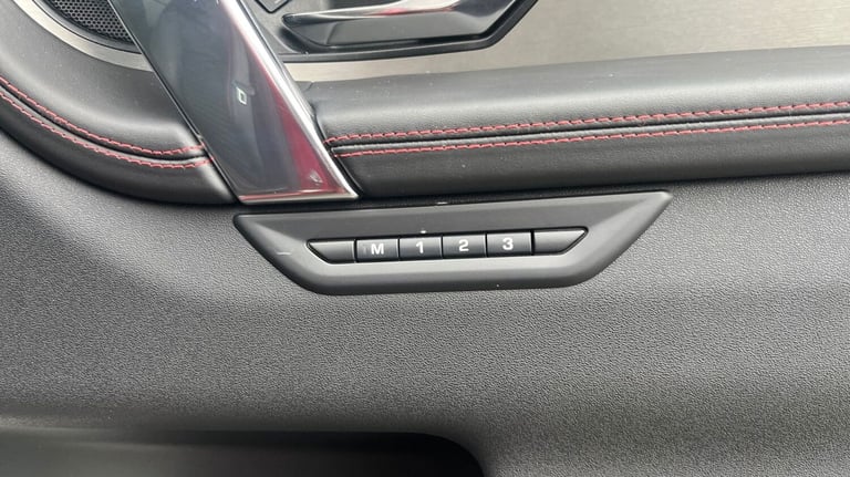 2023 Land Rover Discovery Sport 1.5 P300e R-Dynamic HSE 5dr Auto (5 Seat) Estate Hybrid Automatic