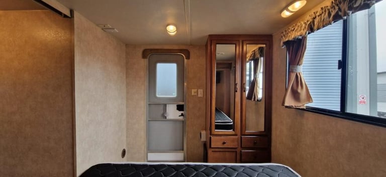 2013 Forest River Salem Cruise Lite 291FB 9 Berth American Caravan 5th Wheel RV