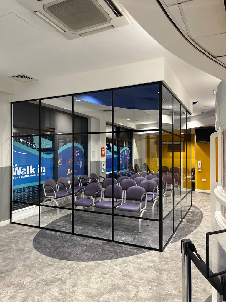 Glass screens, balustrades, splashbacks 