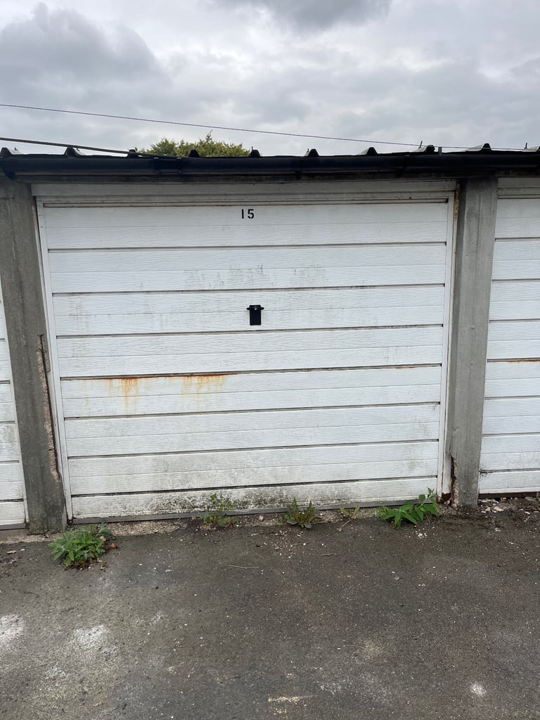 image for Garage for rent in Sheffield S6