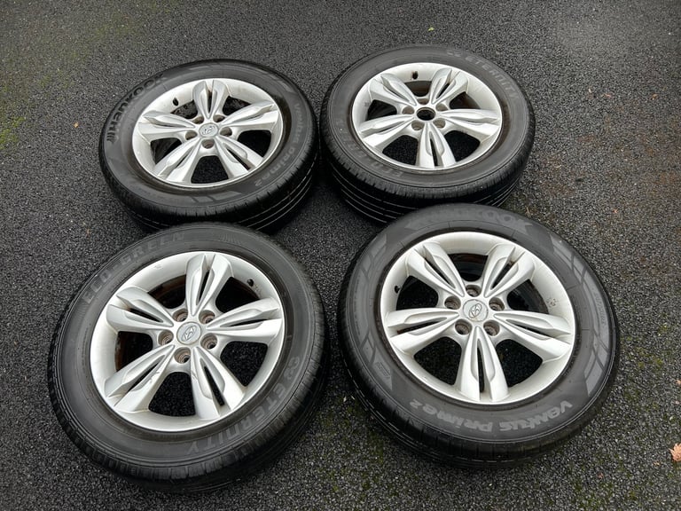 image for Ix35 alloy wheels 17inch