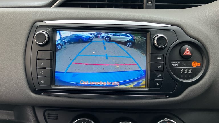 2017 Toyota Yaris 1.33 VVT-i Icon 5dr CVT Petrol Hatchback Hatchback Petrol Automatic