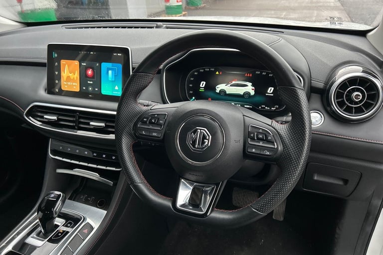 2023 MG MG HS 1.5 T-GDI PHEV SE 5dr Auto ESTATE PETROL/ELECTRIC Automatic