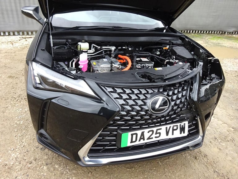2025 25 REG LEXUS UX 300E URBAN ELECTRIC AUTO DAMAGED REPAIRABLE SALVAGE
