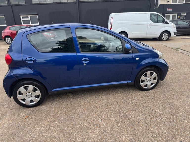 2008 Toyota AYGO 1.0 VVT-i Blue Euro 4 5dr HATCHBACK Petrol Manual