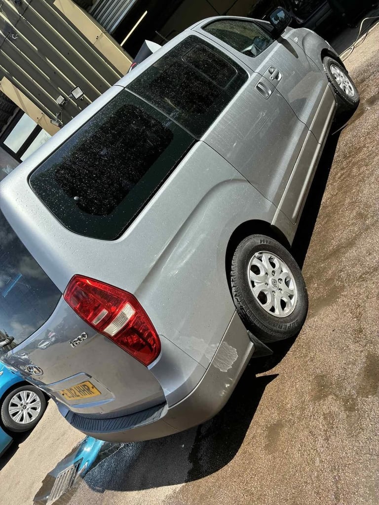 2012 Hyundai i800 2.5 CRDi Style 5dr Auto MPV Diesel Automatic