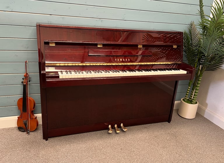 🎵🎹 BEAUTIFUL GLOSS YAMAHA - TUNED/SERVICED/WARRANTY/DELIVERY 🎹🎵