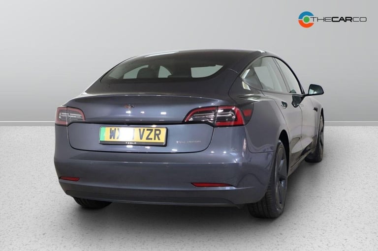 2021 Tesla Model 3 (Dual Motor) Long Range Auto 4WDE 4dr Saloon ELECTRIC Automatic
