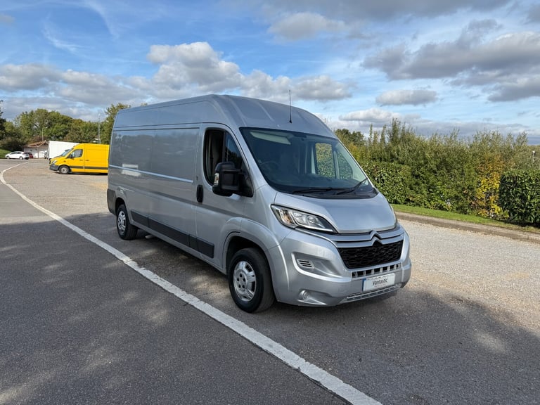 image for 2017 CITROEN RELAY 2.0 BLUEHDI 130 BHP ENTERPRISE LWB CAMPER AIR CON SILVER