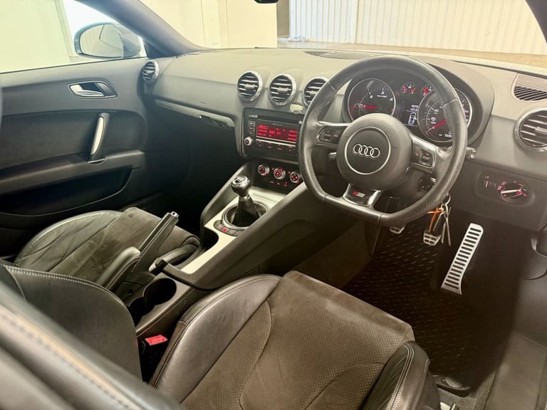 2014 14 AUDI TT 2.0 TDI S LINE COUPE 3DR DIESEL MANUAL QUATTRO EURO 5 (170 PS) D