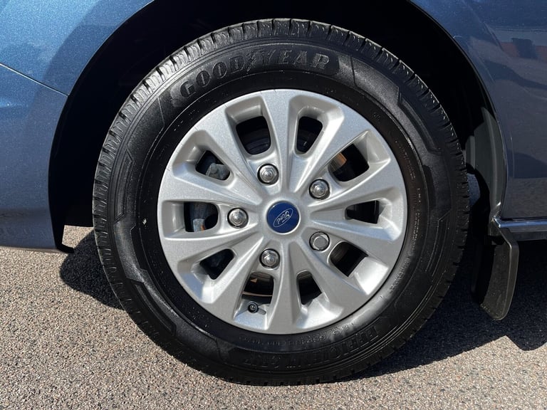 2023 Ford Tourneo Custom 320 ZETEC ECOBLUE MPV Diesel Automatic