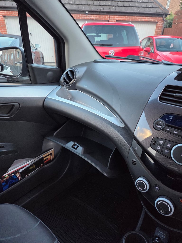 Chevrolet, SPARK, Hatchback, 2012, Manual, 1206 (cc), 5 doors