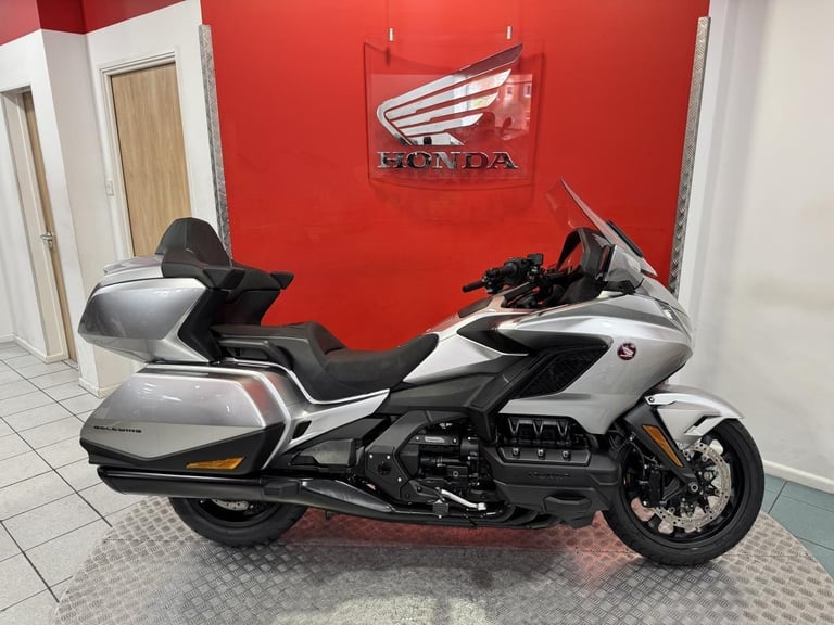 Brand new 2025 Honda GL1800 Gold Wing Tour DCT