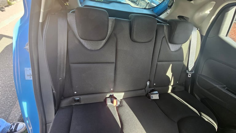 Renault, CLIO, Hatchback, 2015, Manual, 898 (cc), 5 doors