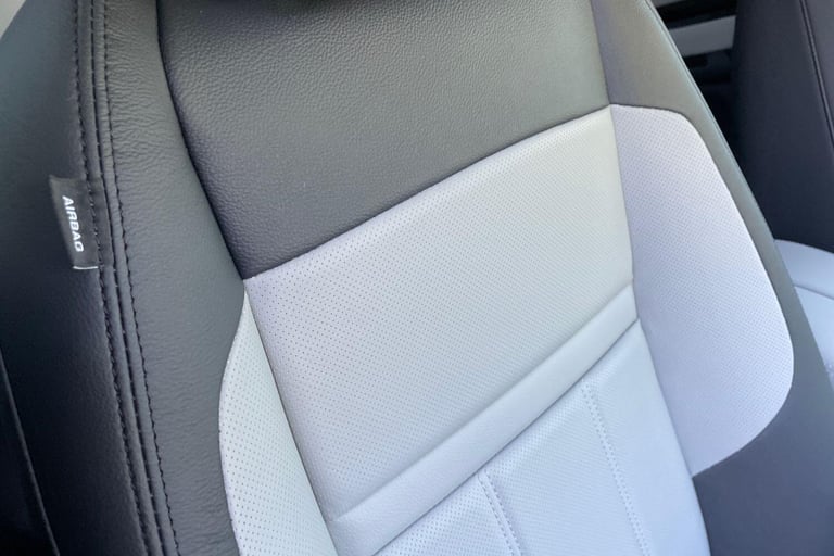 2025 Land Rover Range Rover Evoque 1.5 P270e Dynamic SE 5dr Auto ESTATE PETROL/ELECTRIC Automatic