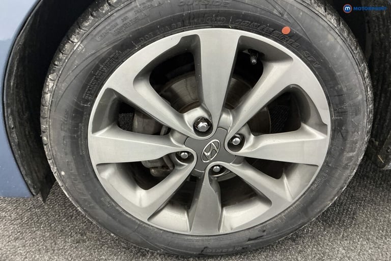 2017 Hyundai i20 1.2 Premium Nav 5dr HATCHBACK PETROL Manual
