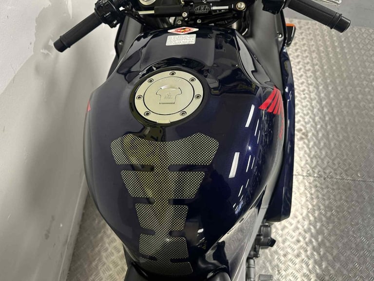 2002 HONDA CBR900RR FIREBLADE