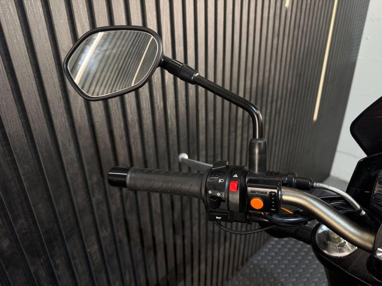2016 Suzuki GSR750 750