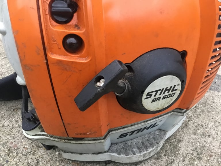 Stihl BR600 Backpack Leaf Blower