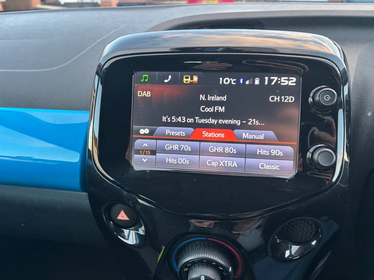 Toyota, AYGO, Hatchback, 2016, Manual, 998 (cc), 5 doors
