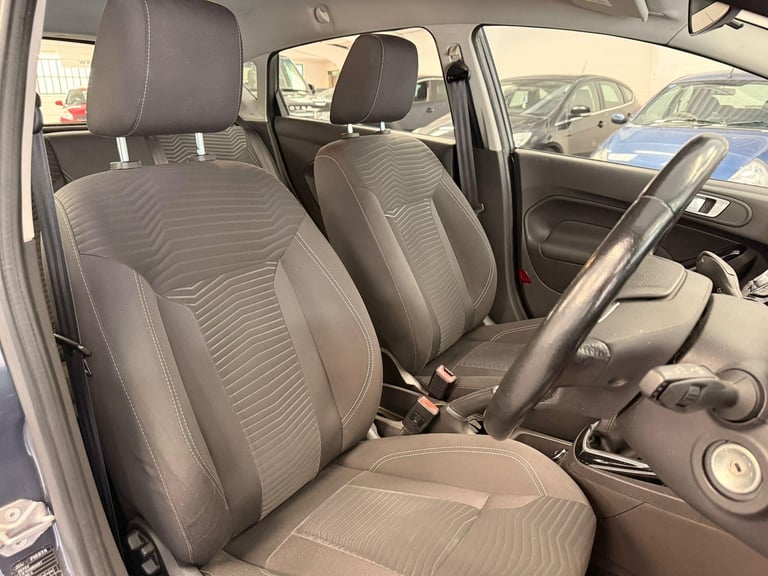 2014 Ford Fiesta 1.0T EcoBoost Zetec Euro 5 (s/s) 5dr HATCHBACK Petrol Manual