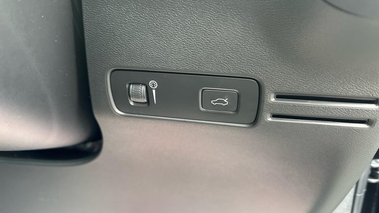 2021 Volvo XC40 1.5 T3 [163] R DESIGN 5dr Geartronic ESTATE PETROL Automatic