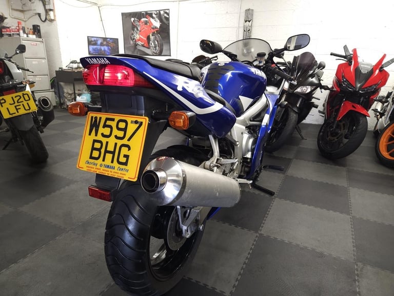 Yamaha YZF R6 2000