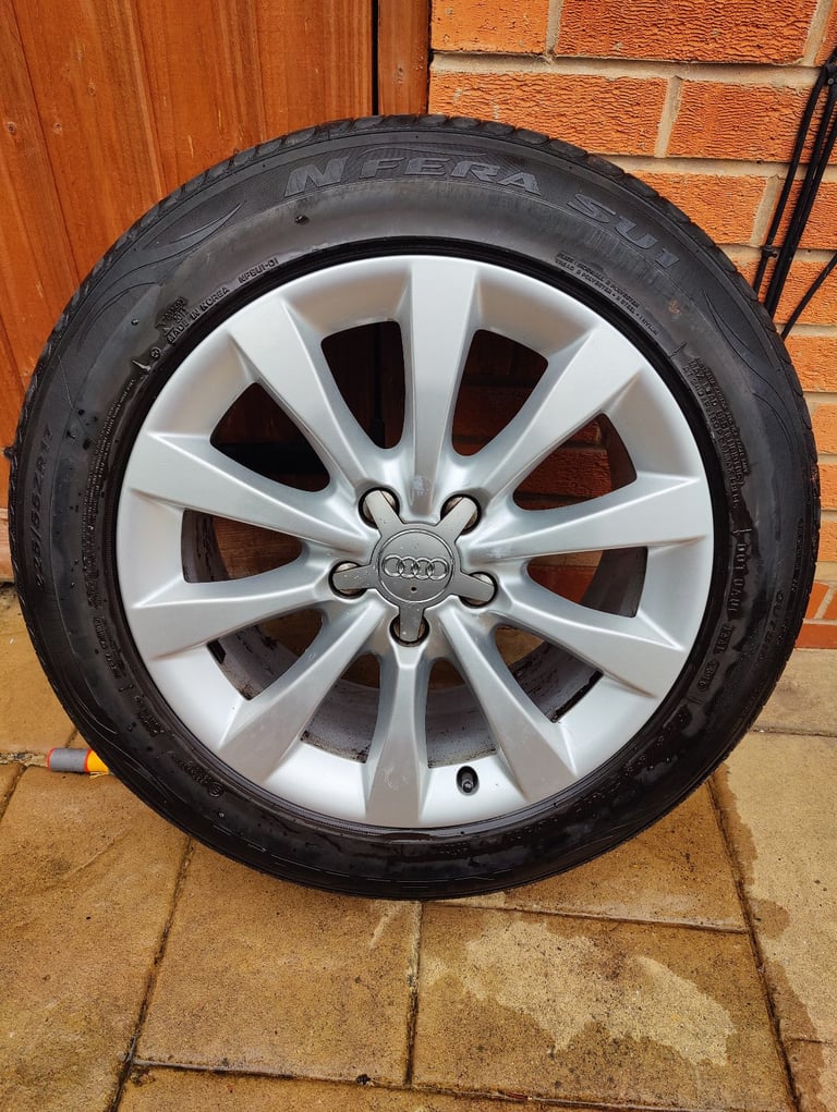 image for Genuine Audi A6 alloys with good tyres