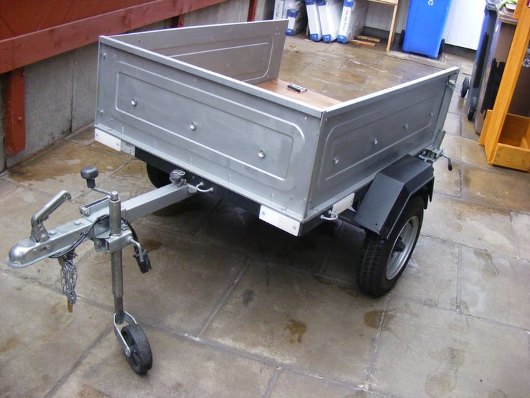 image for FIRST CLASS ERDE CAR TRAILER WITH ALL THE EXTRAS .