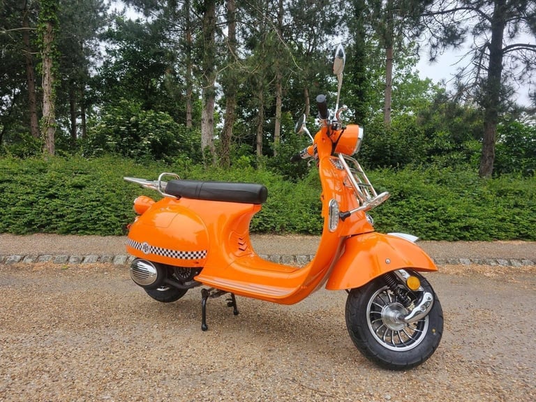 AJS MODENA [Phone number removed]5 Petrol Automatic in Orange