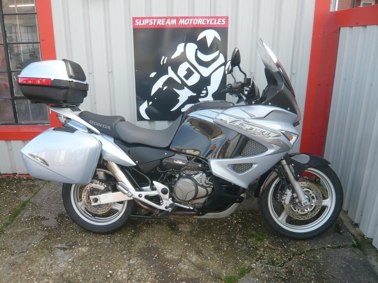 Honda XL 1000 V VARADERO 2009 ONLY 13K MILES FULL LUGGAGE TOURING BIKE STROM R S