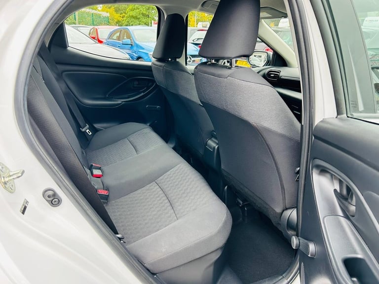 2022 Toyota Yaris 1.5 VVT-h Icon E-CVT Euro 6 (s/s) 5dr HATCHBACK Petrol/Electric Hybrid Automatic