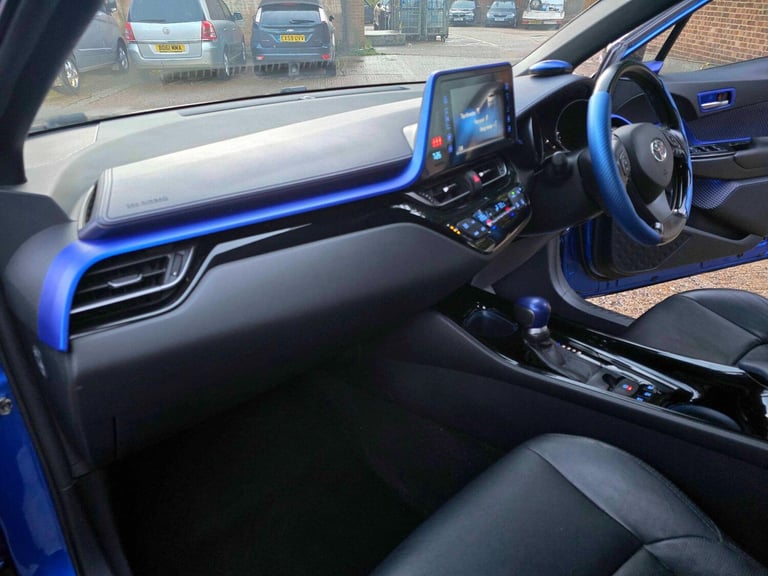 2017 Toyota C-HR 1.8 Hybrid Dynamic 5dr CVT HATCHBACK PETROL/ELECTRIC Automatic