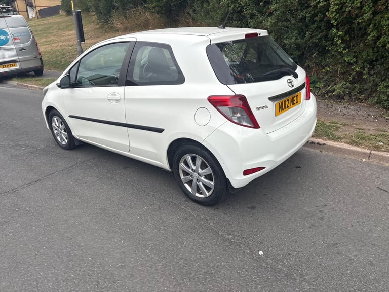 2012 Toyota Yaris 1.4 D-4D TR Euro 5 3dr Diesel