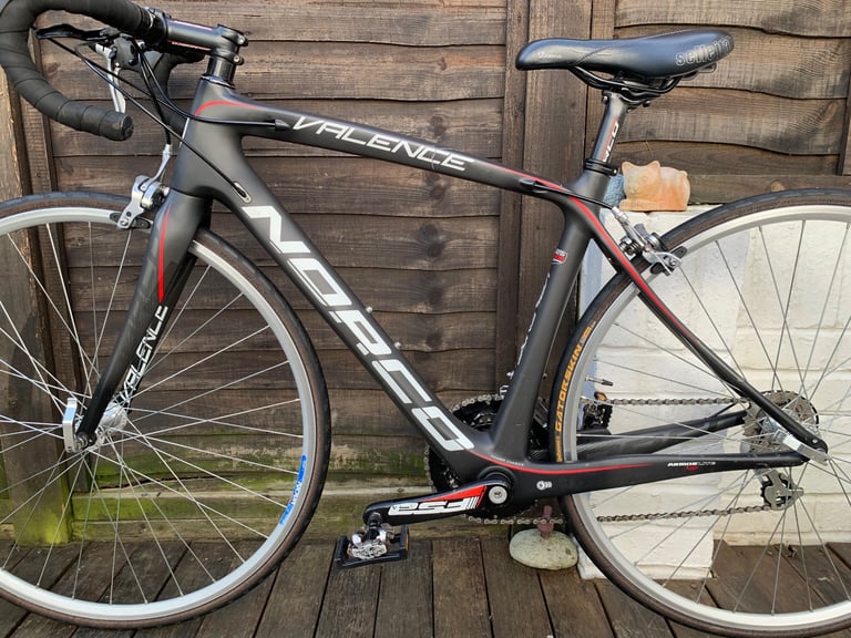 Norco Valence Lightweight Carbon Fibre Road Bike (Fully Serviced) 