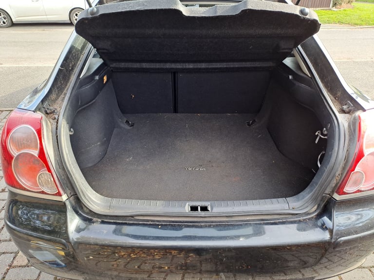Toyota, AVENSIS, Hatchback, 2007, Manual, 1998 (cc), 5 doors