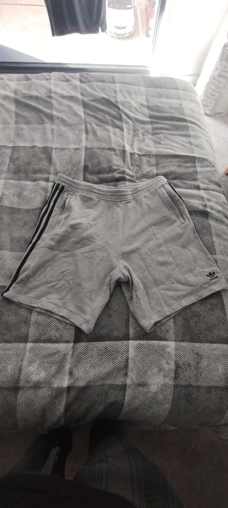 Adidas Adicolor 3-Stripes Shorts (2XL Grey Heather and Black)