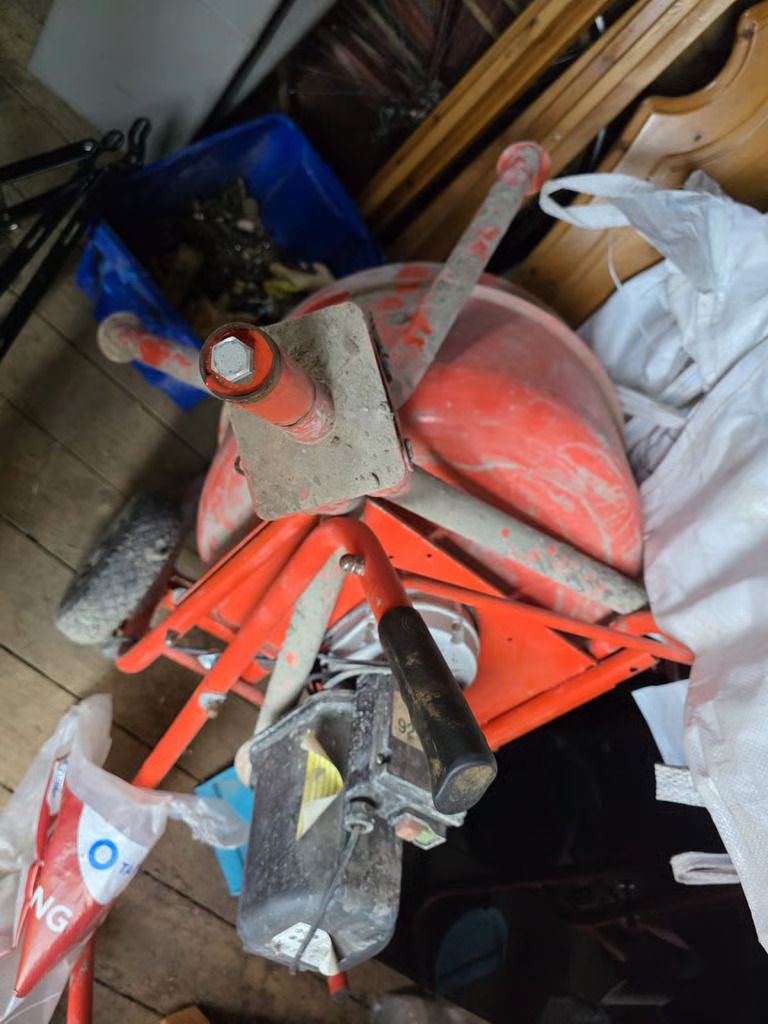 Kingfisher NBB553BEQ Electric Concrete Mixer
