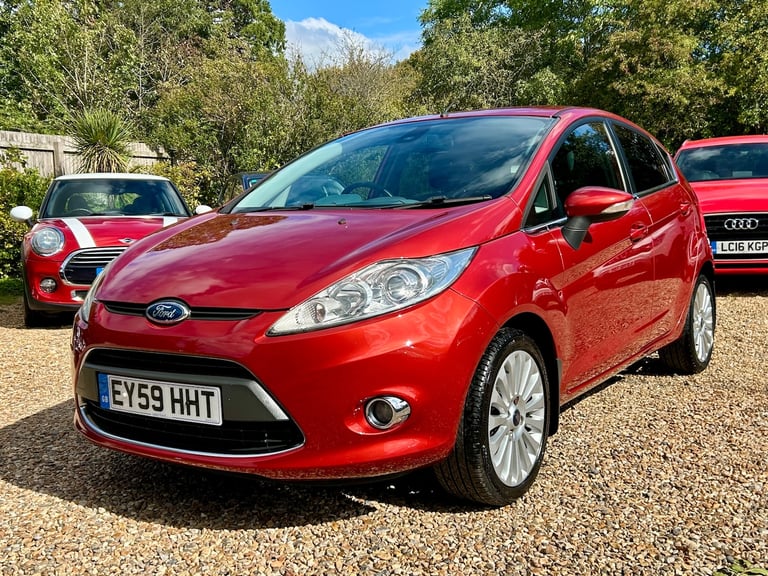 2009 Ford Fiesta 1.4 Titanium Hatchback 5dr Petrol Manual (133 g/km  94 bhp)