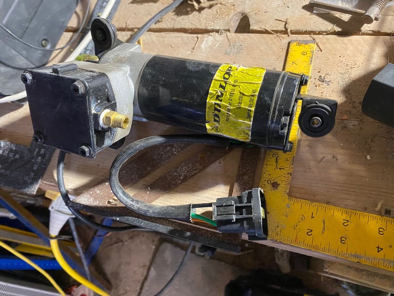 P38 air suspension unit and compressor 