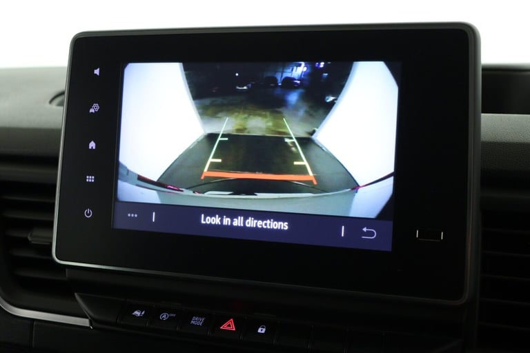 2025 Renault Trafic LL30 Blue dCi 170 ExtraSport[Safety] CrewVan Auto EAG9 Crew Van Diesel Automatic