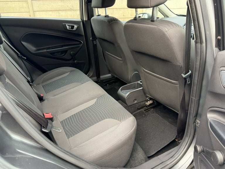 2016 Ford Fiesta 1.0T EcoBoost Zetec Hatchback 5dr Petrol Powershift Euro 6 (100 ps) Hatchback Pe...